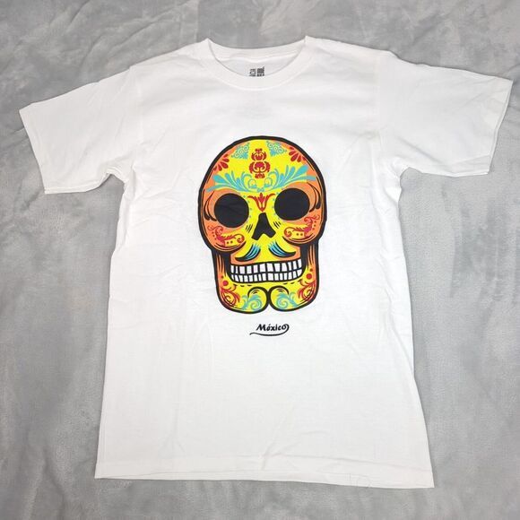 Esencia Mexico Shirt Mens Small White Skull Graphic 100% Cotton Short‎ Sleeve - Picture 1 of 9